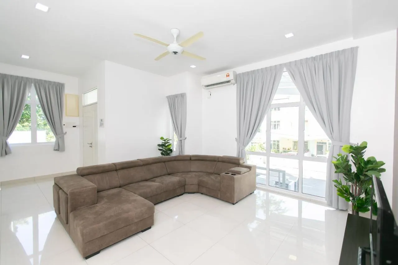 Beach Side Spacious 5Br 20Pax Pool House Batu Ferringhi 0*,